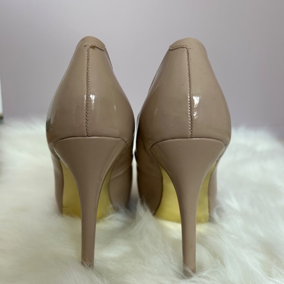 Nude Steve Madden heels size 8.5 - Picture 3 of 7